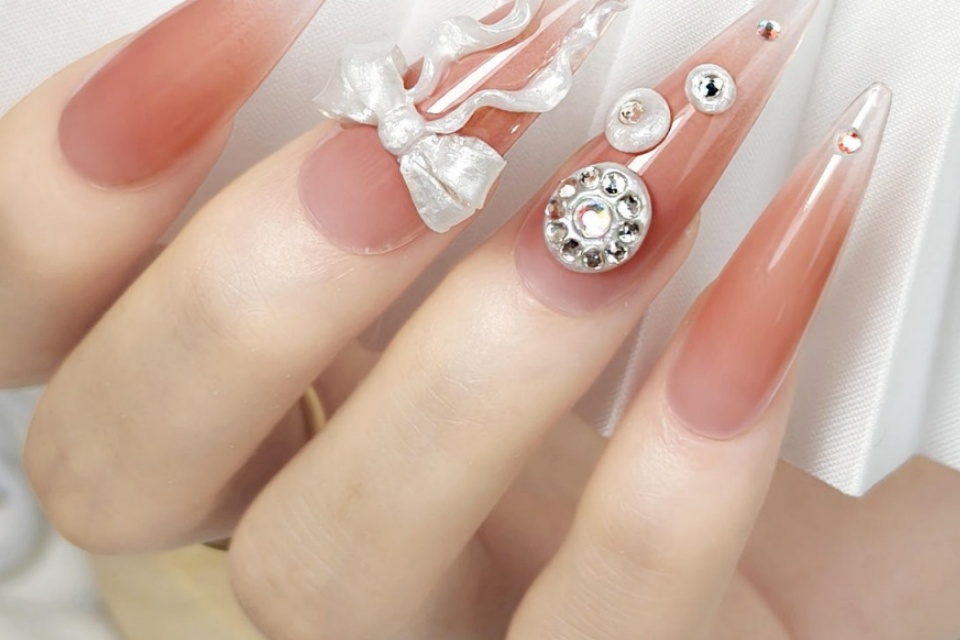 Testing For Quality: How To Sample And Approve Gel Polish Formulas 3 Reinforcing Gel