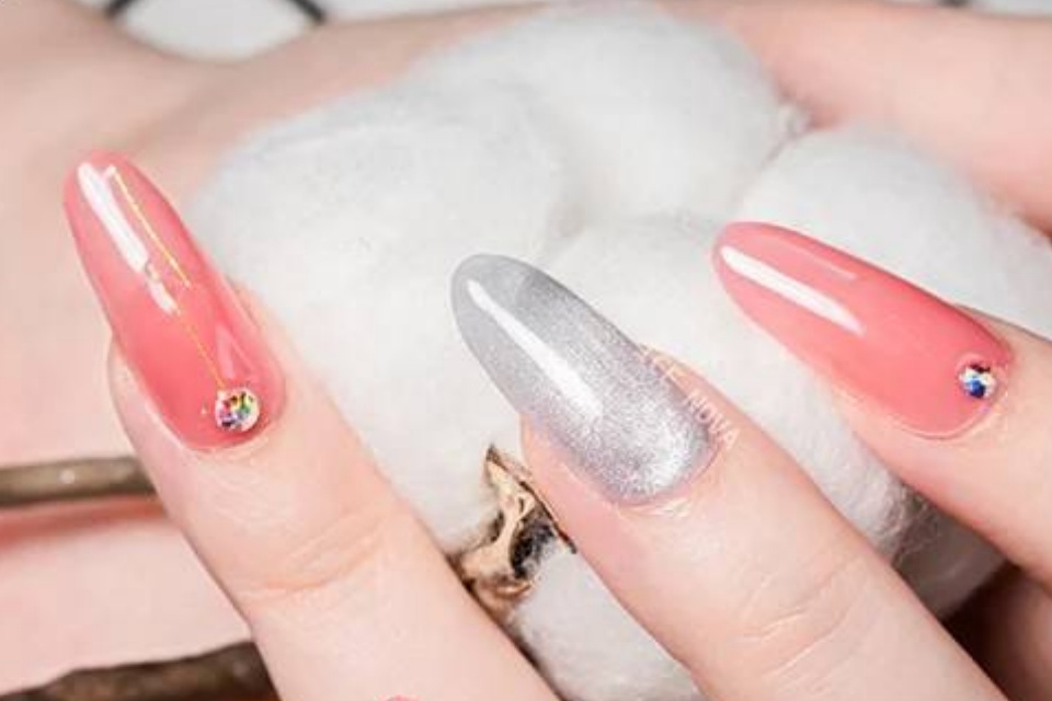 Expanding Your Cosmetic Line With Nail Products: Key Considerations 2 Reinforcing Gel